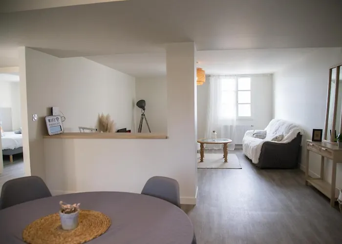 Ξενοδοχείο De Sejour 2 Gammes Saint-Hippolyte (Aveyron)